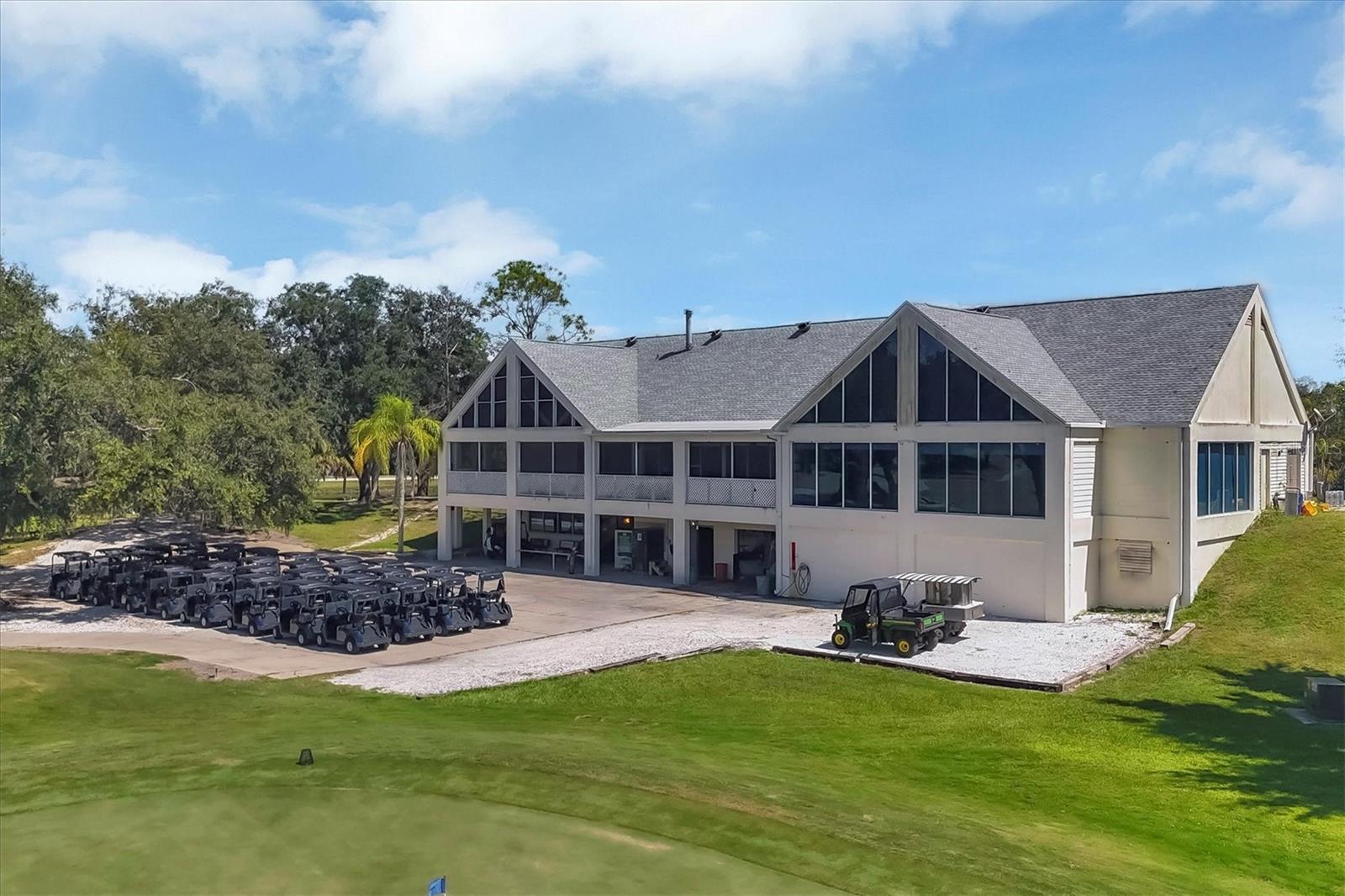 RIVER CLUB - Residential