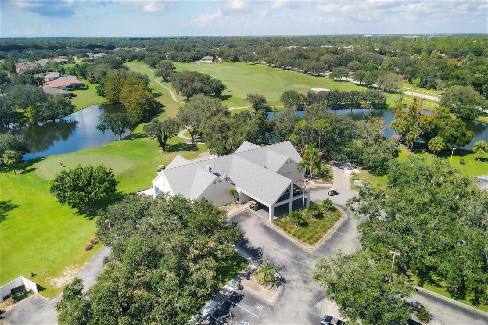 RIVER CLUB - Residential