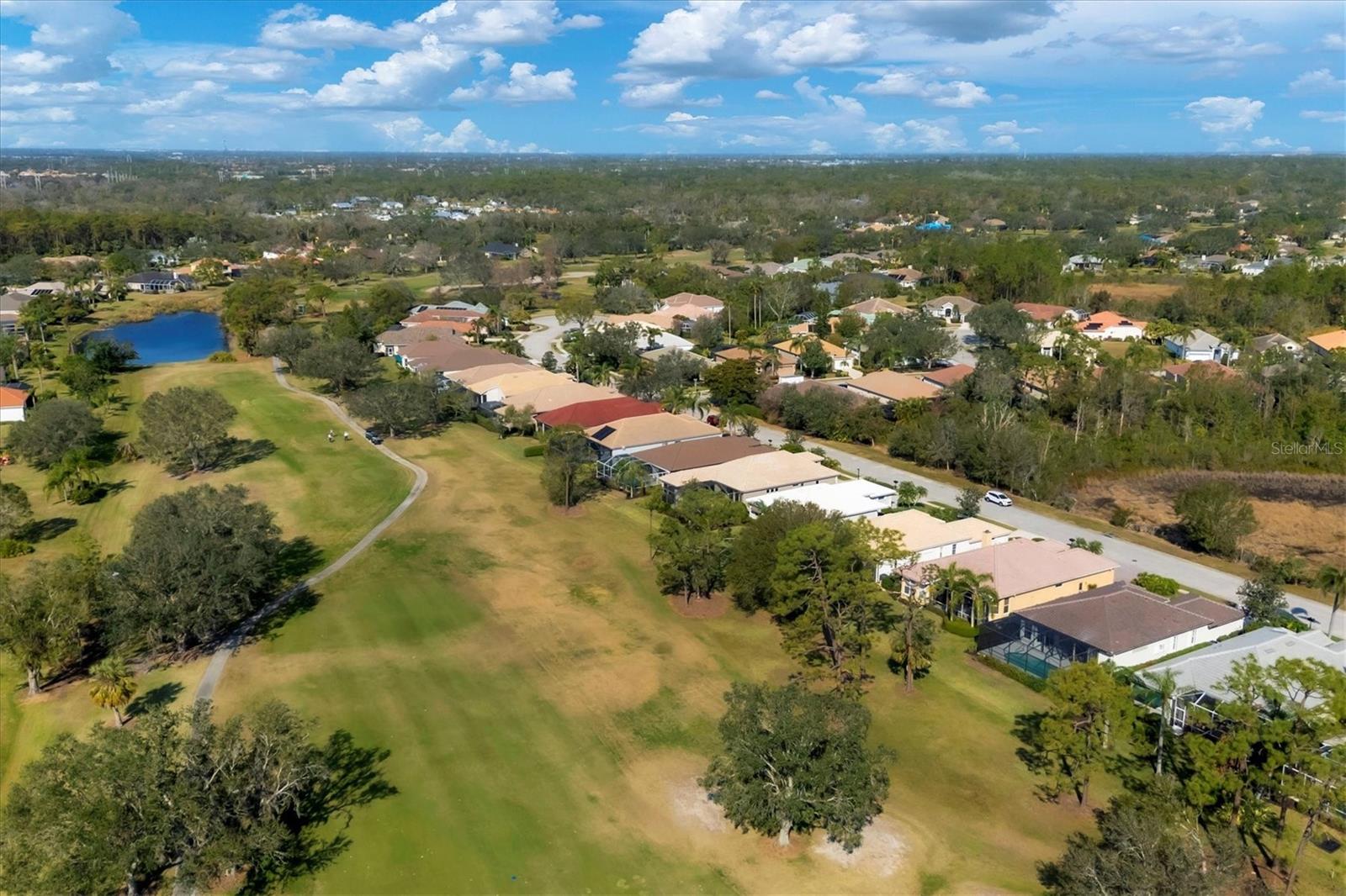 RIVER CLUB - Residential