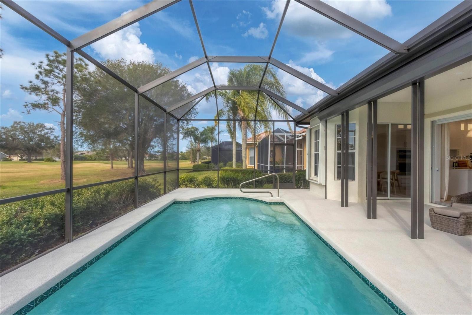 RIVER CLUB - Residential