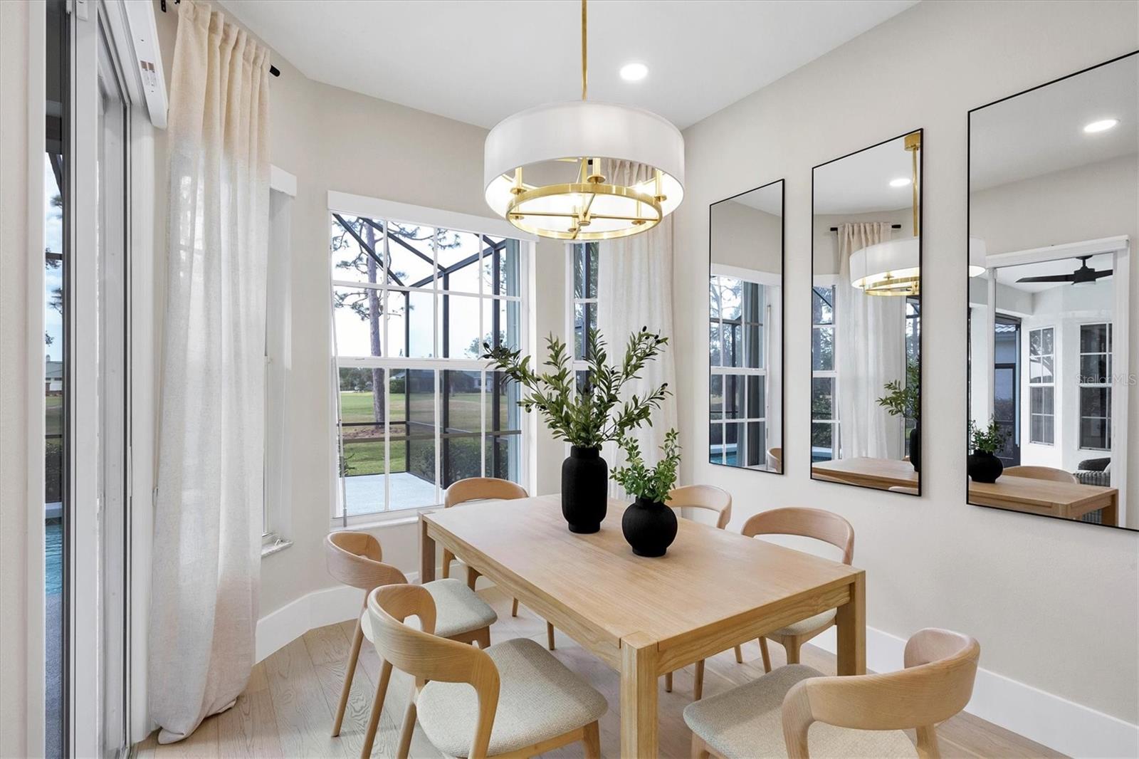 RIVER CLUB - Residential