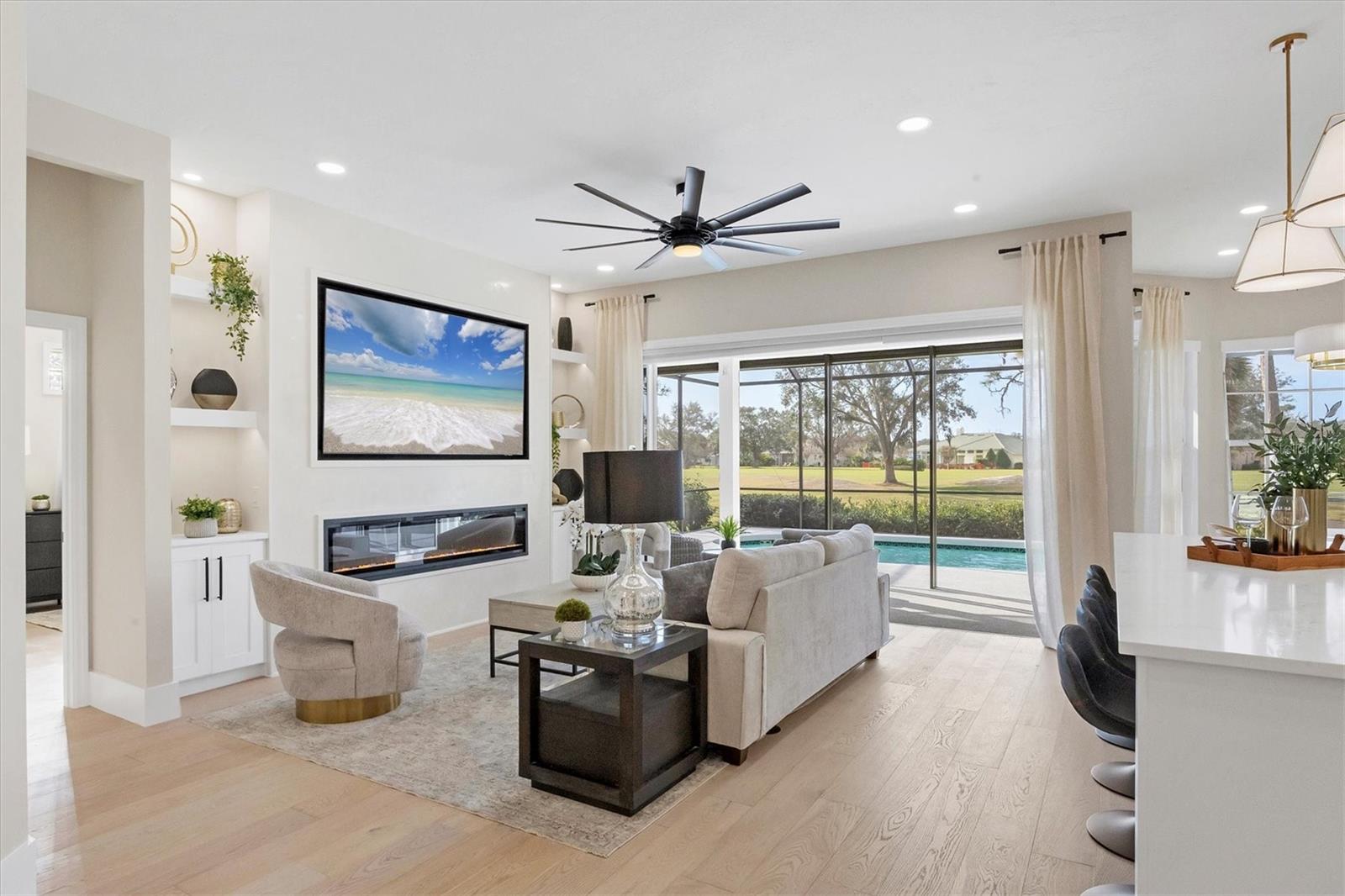 RIVER CLUB - Residential