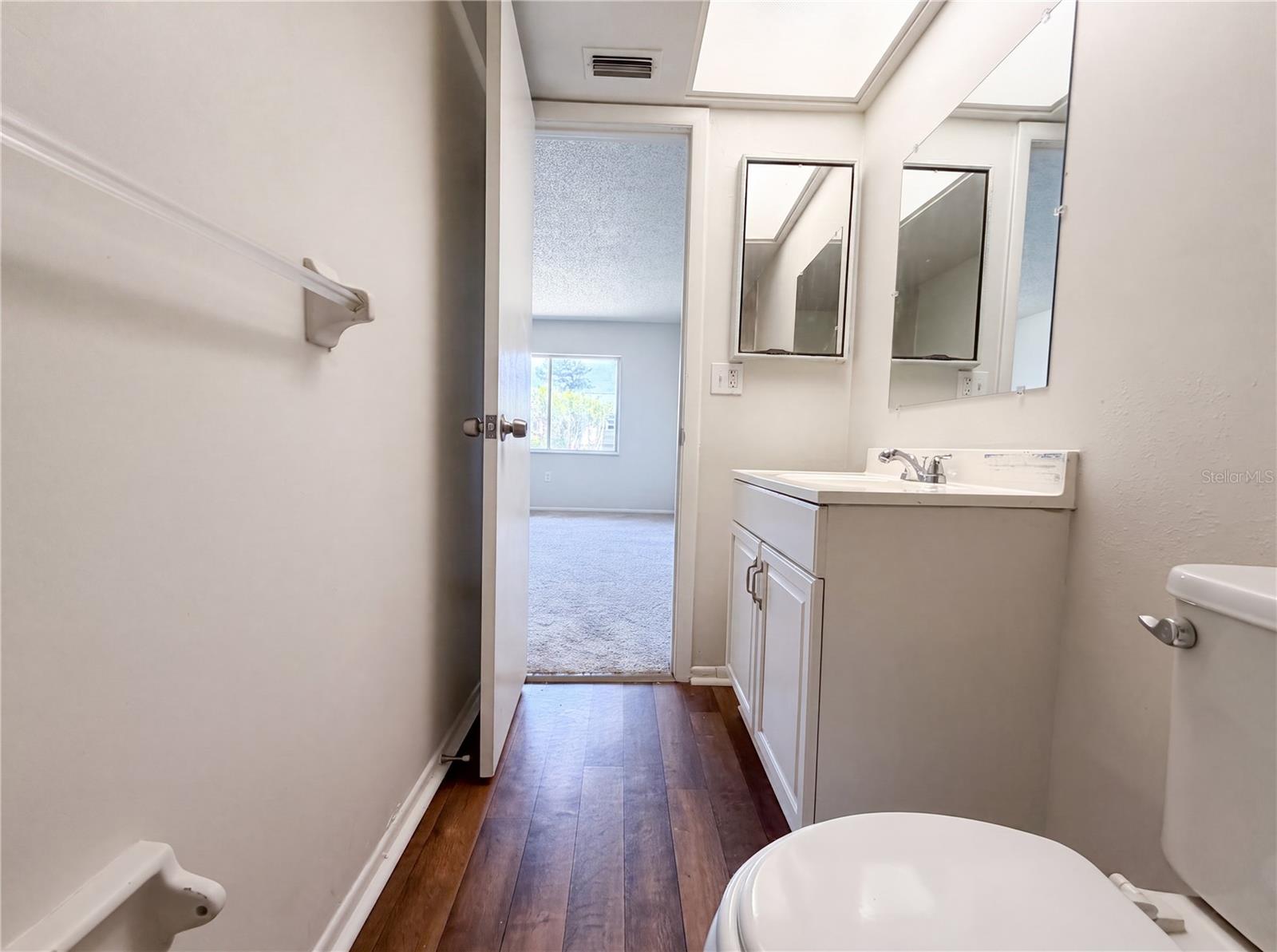 KINGSTON GROVES - Residential