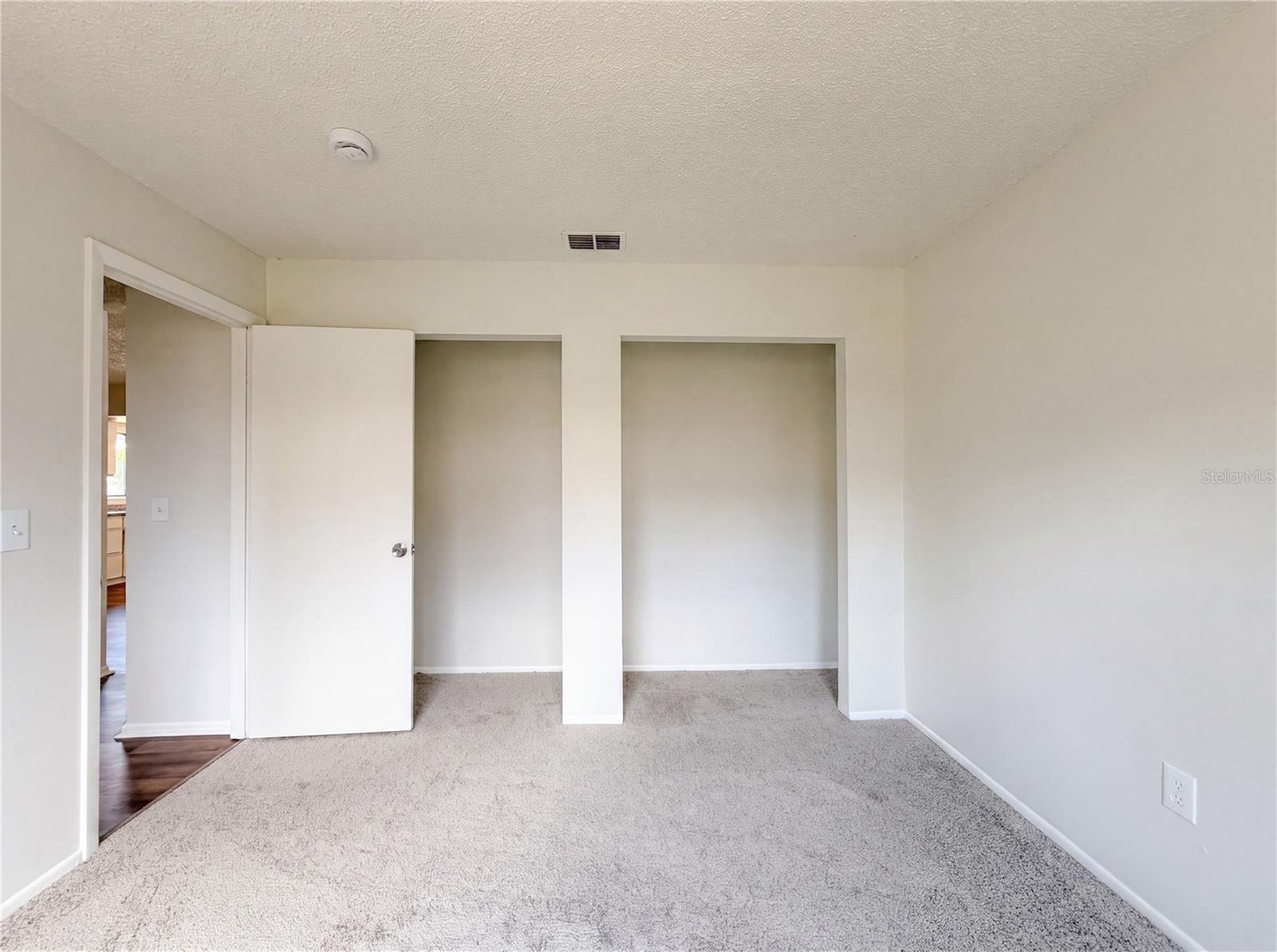 KINGSTON GROVES - Residential