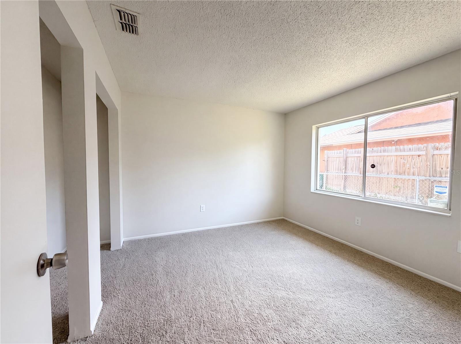 KINGSTON GROVES - Residential