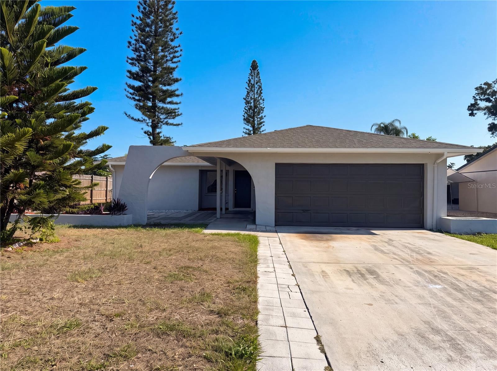 KINGSTON GROVES - Residential
