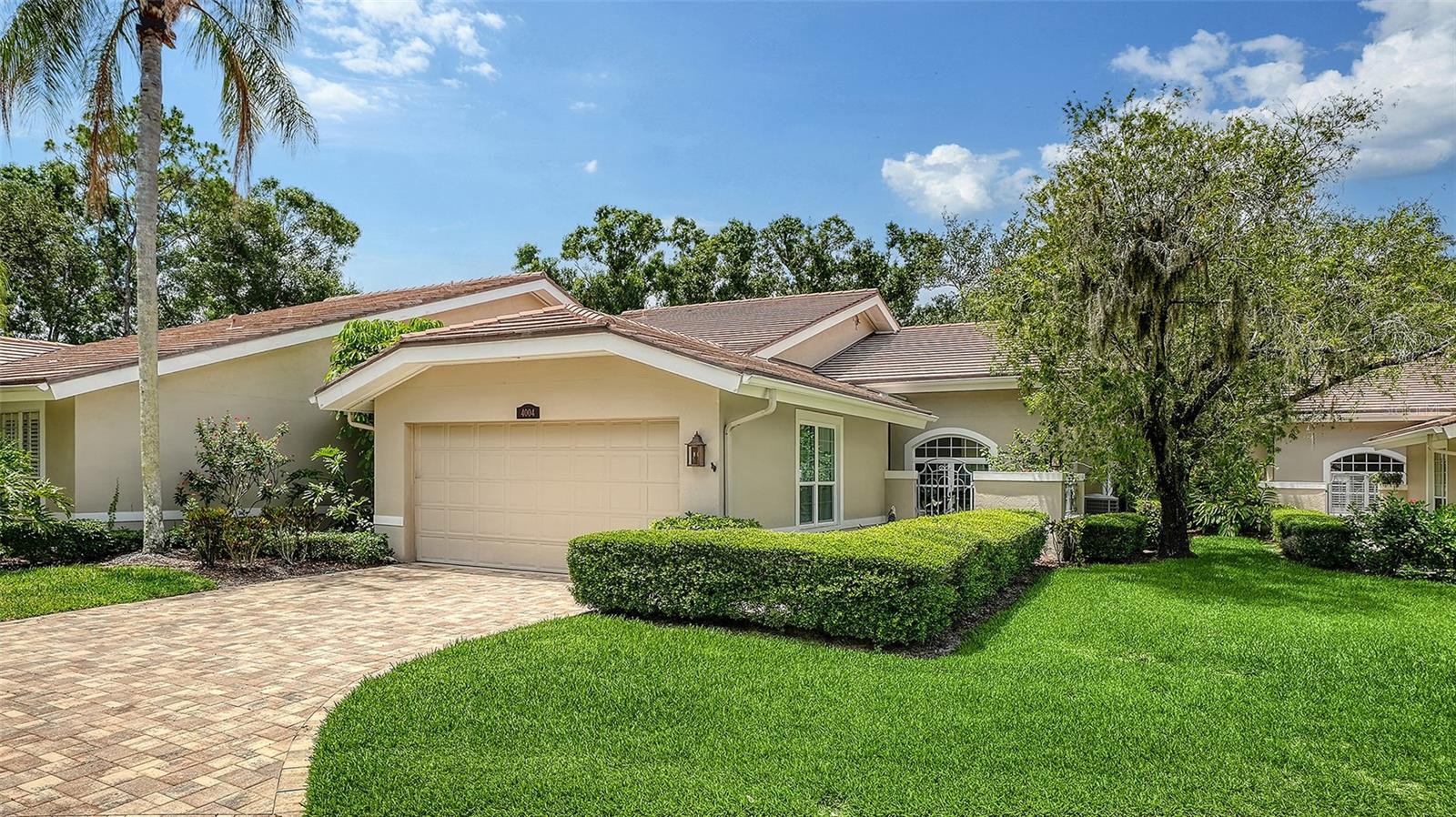 PENSHURST PARK - THE HIGHLANDS - THE MEADOWS - Residential
