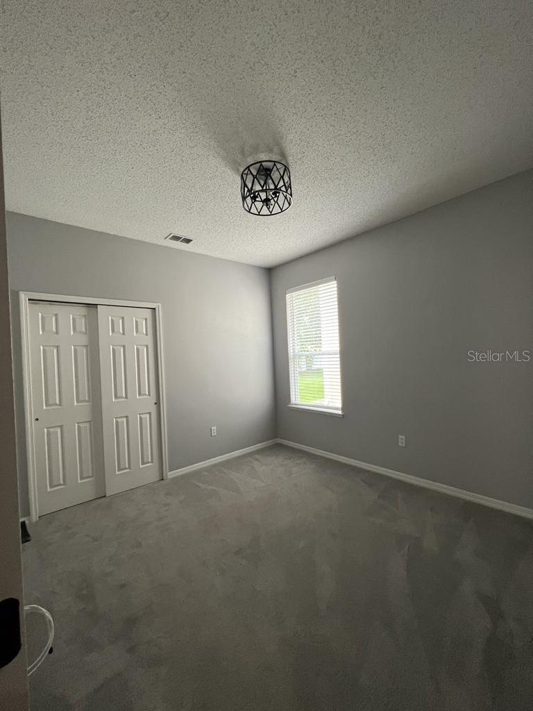 EAGLES NEST AT THE OAKS - Residential Lease