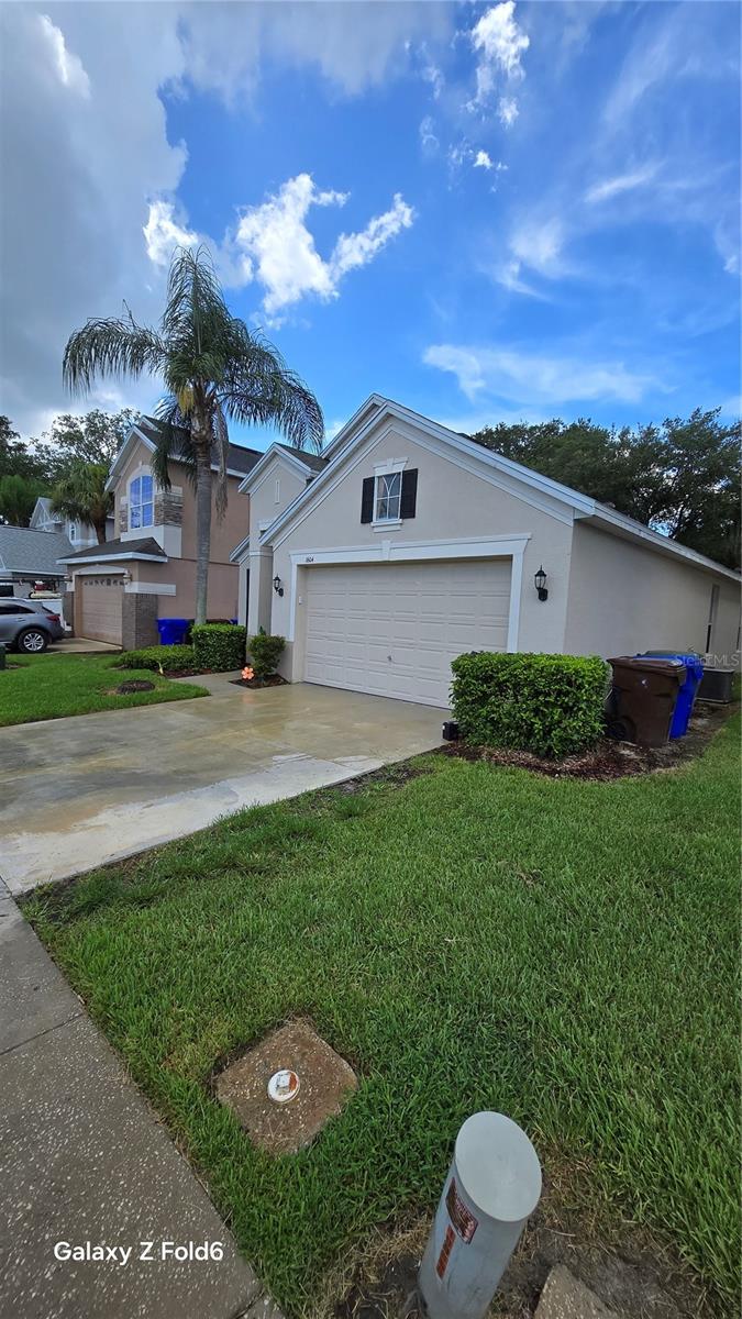 EAGLES NEST AT THE OAKS - Residential Lease