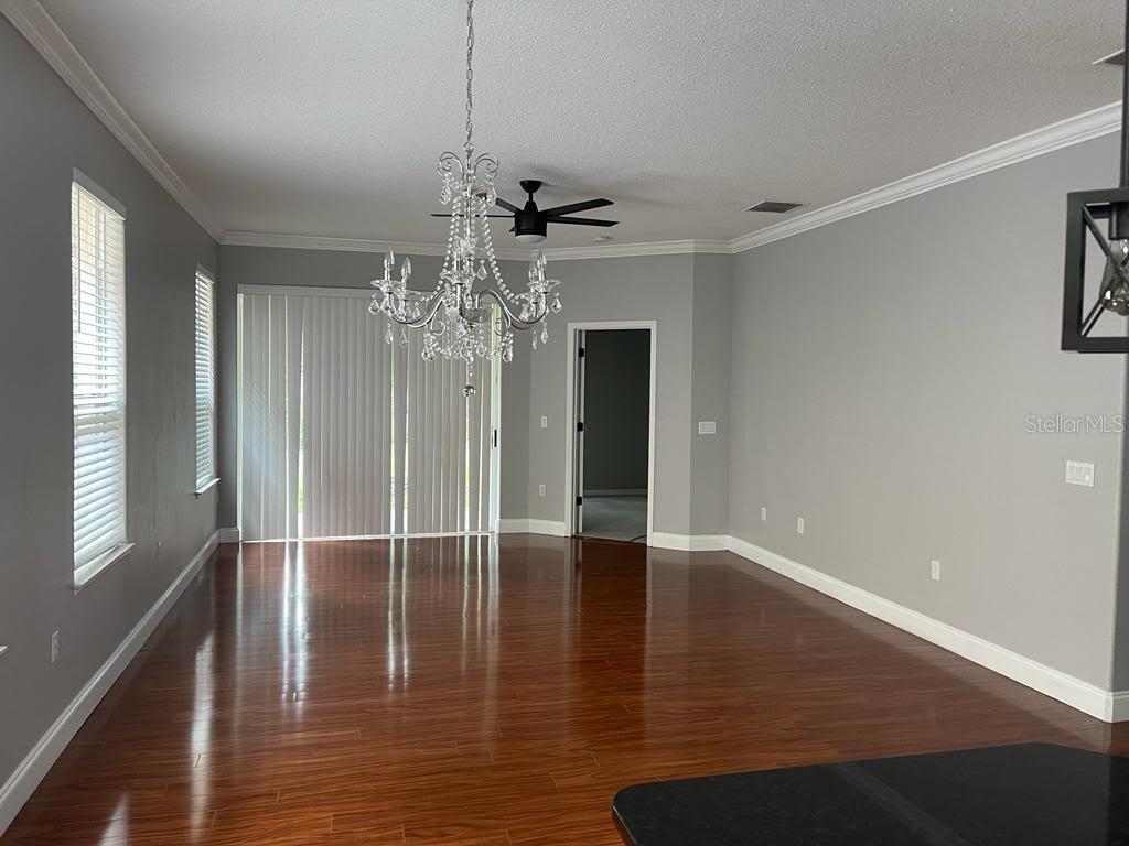 EAGLES NEST AT THE OAKS - Residential Lease