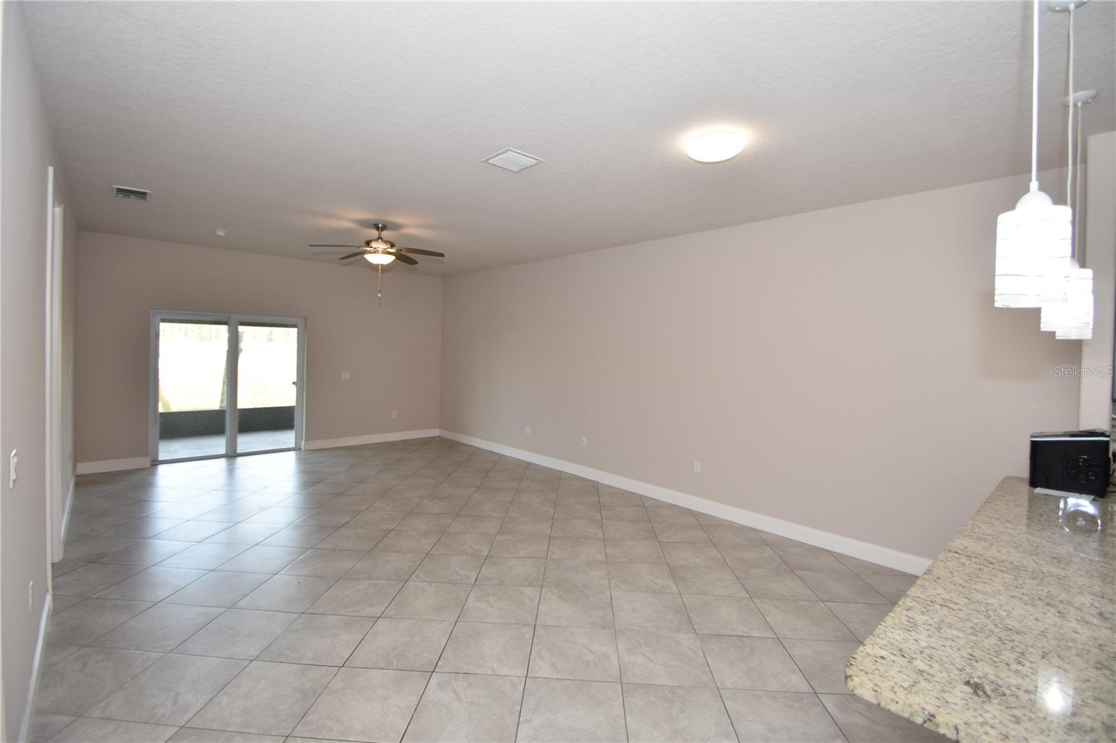 QUAIL HOLLOW - Residential Lease