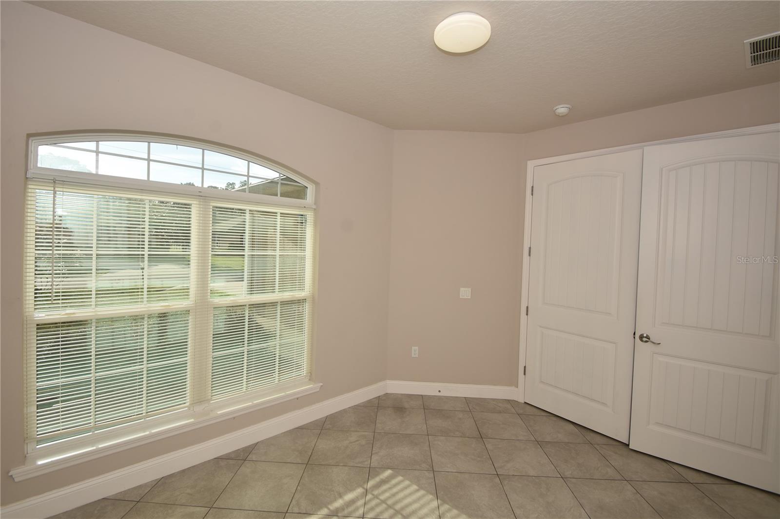 QUAIL HOLLOW - Residential Lease