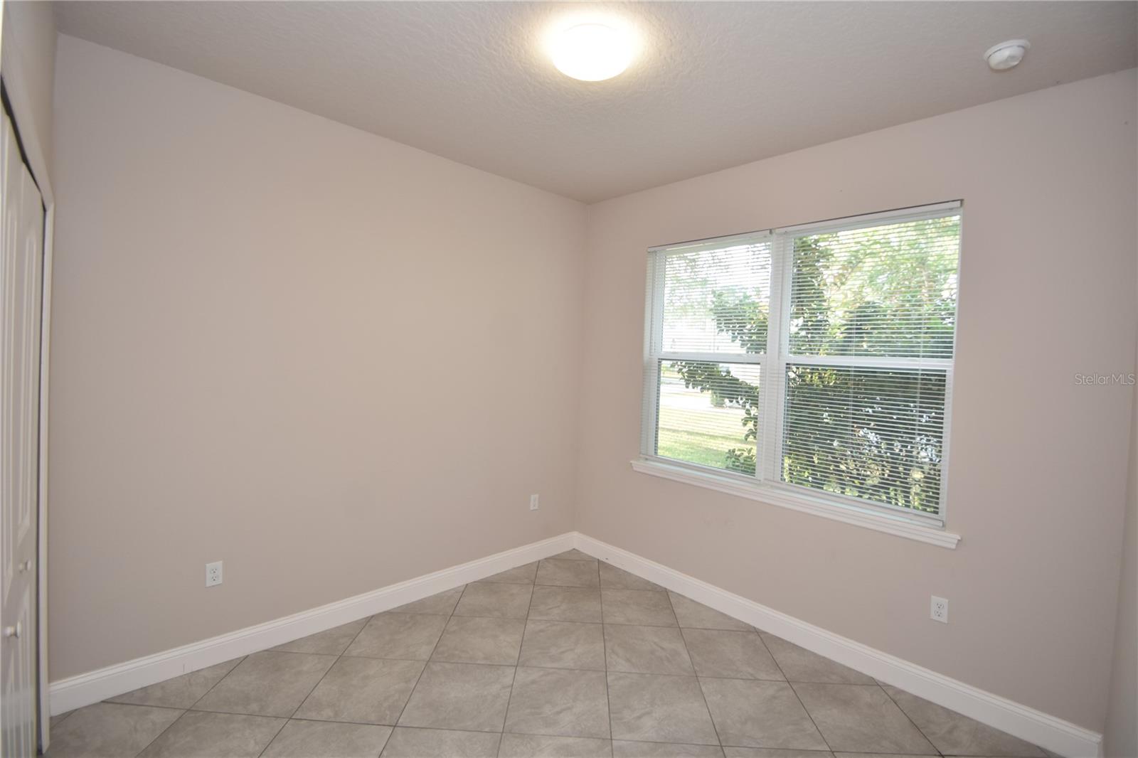 QUAIL HOLLOW - Residential Lease