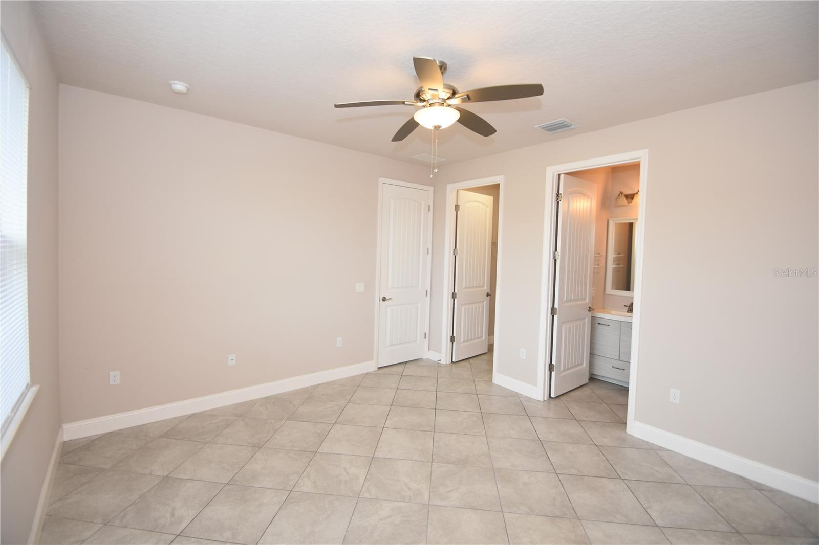 QUAIL HOLLOW - Residential Lease