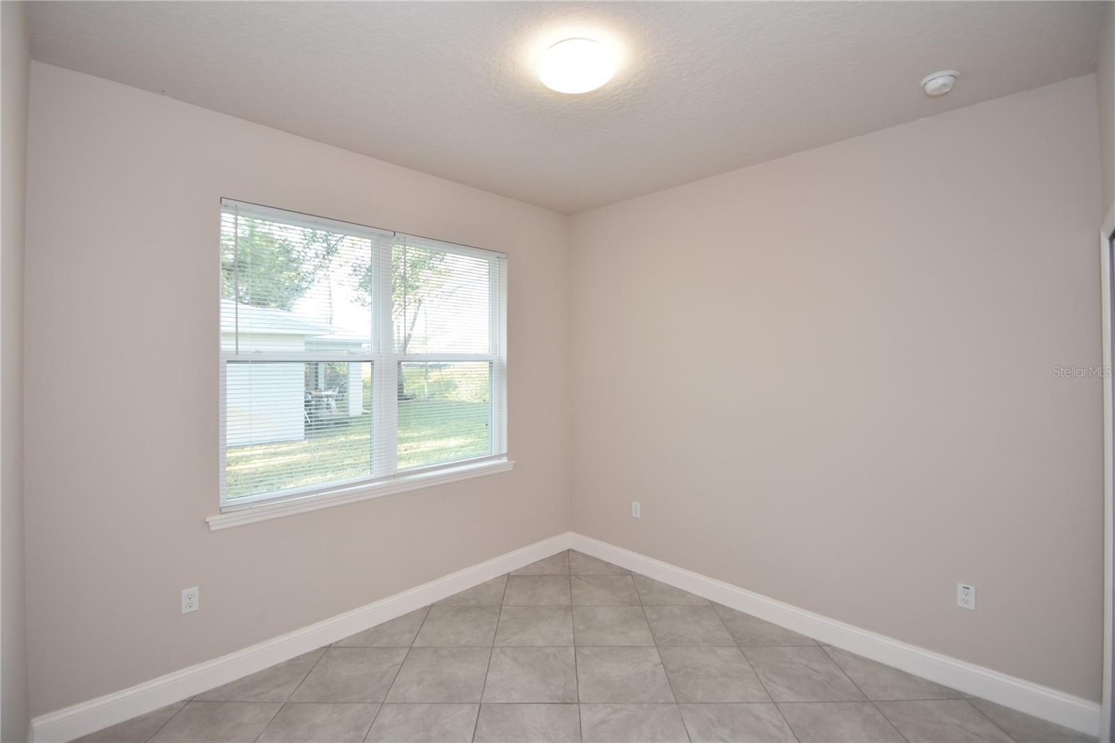 QUAIL HOLLOW - Residential Lease