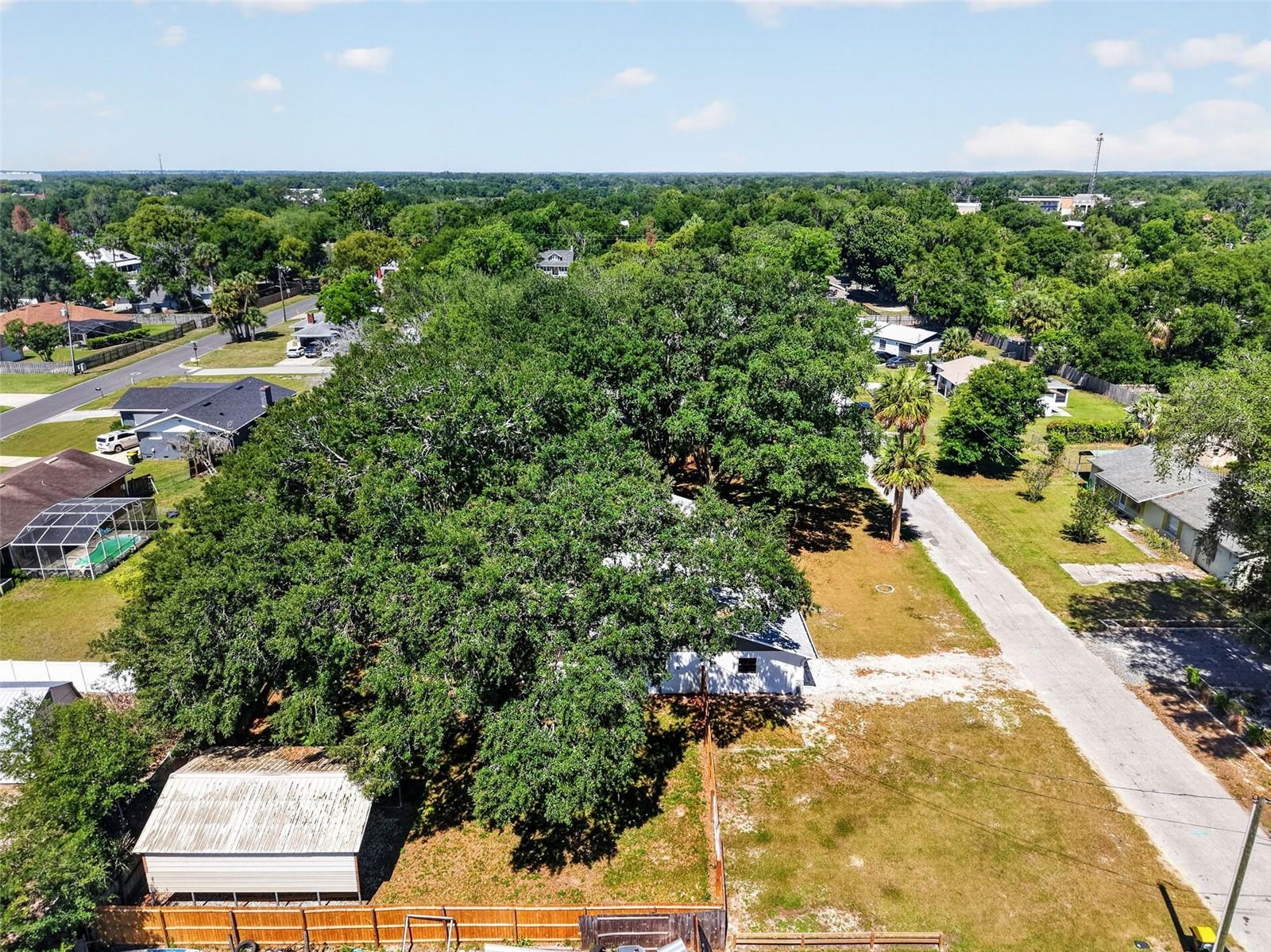 HI LAND COURT - Residential