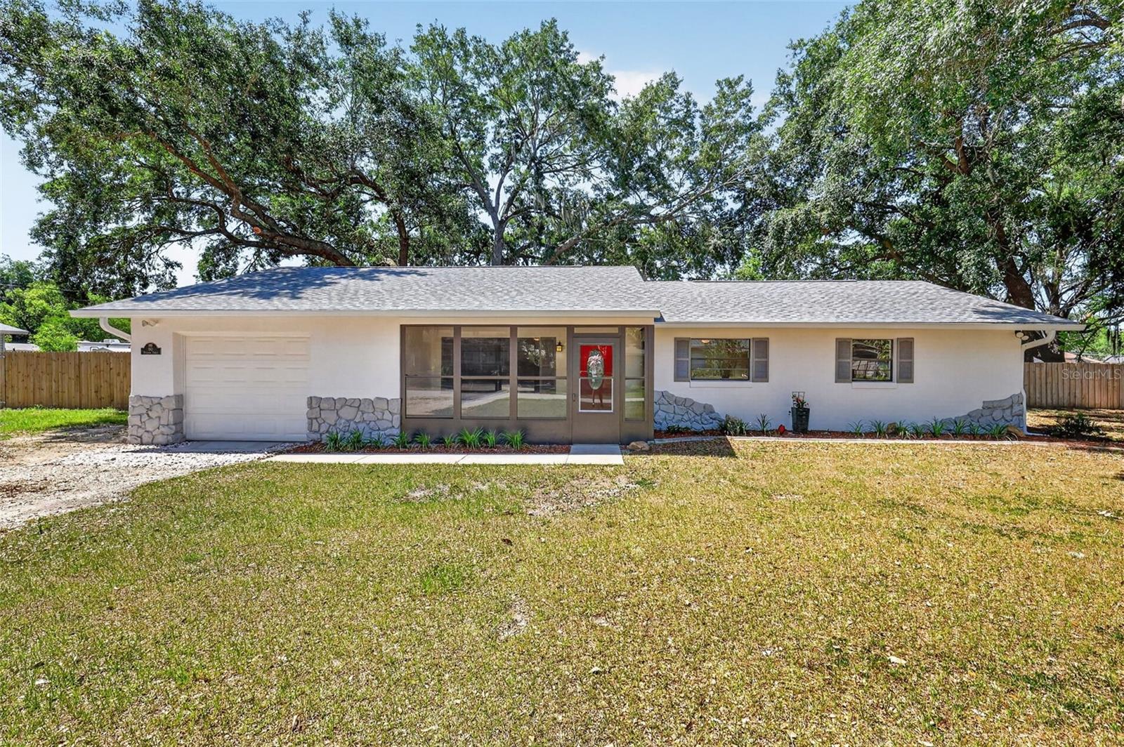 HI LAND COURT - Residential