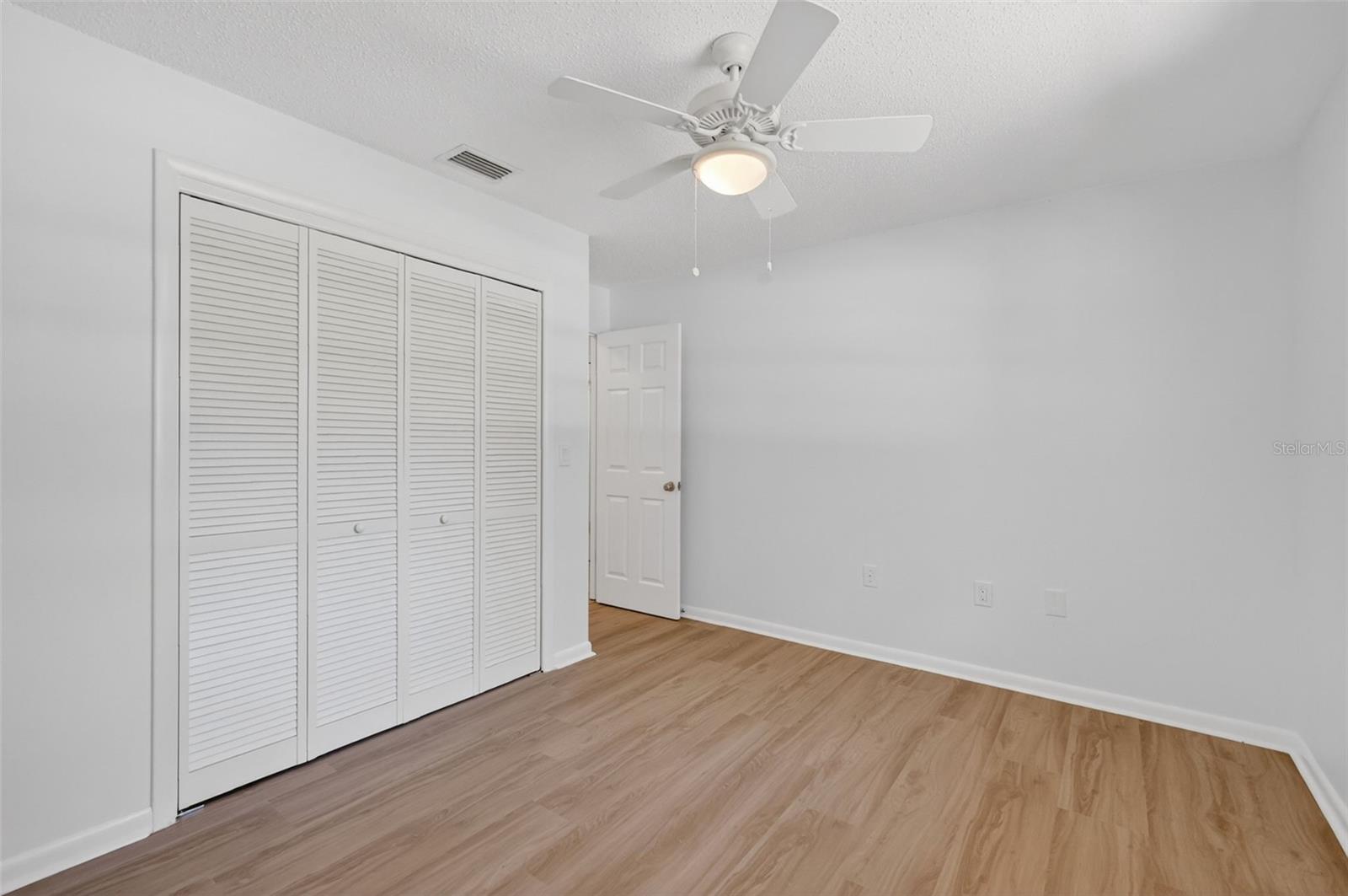 HI LAND COURT - Residential