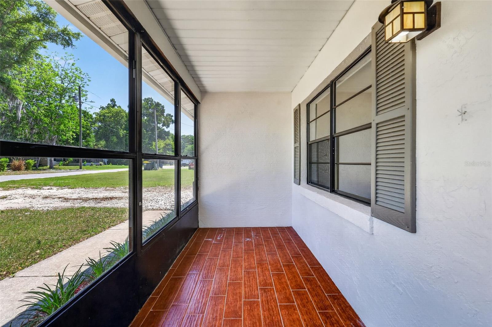 HI LAND COURT - Residential