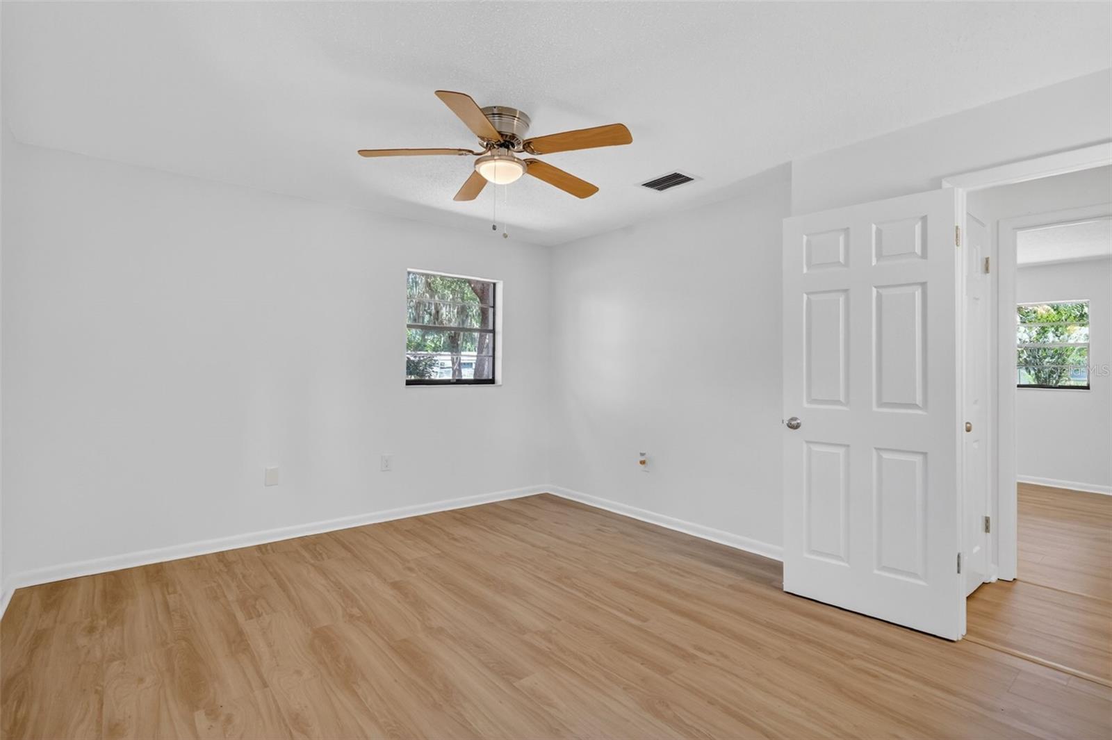 HI LAND COURT - Residential