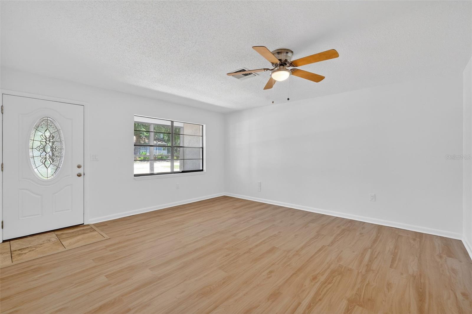 HI LAND COURT - Residential