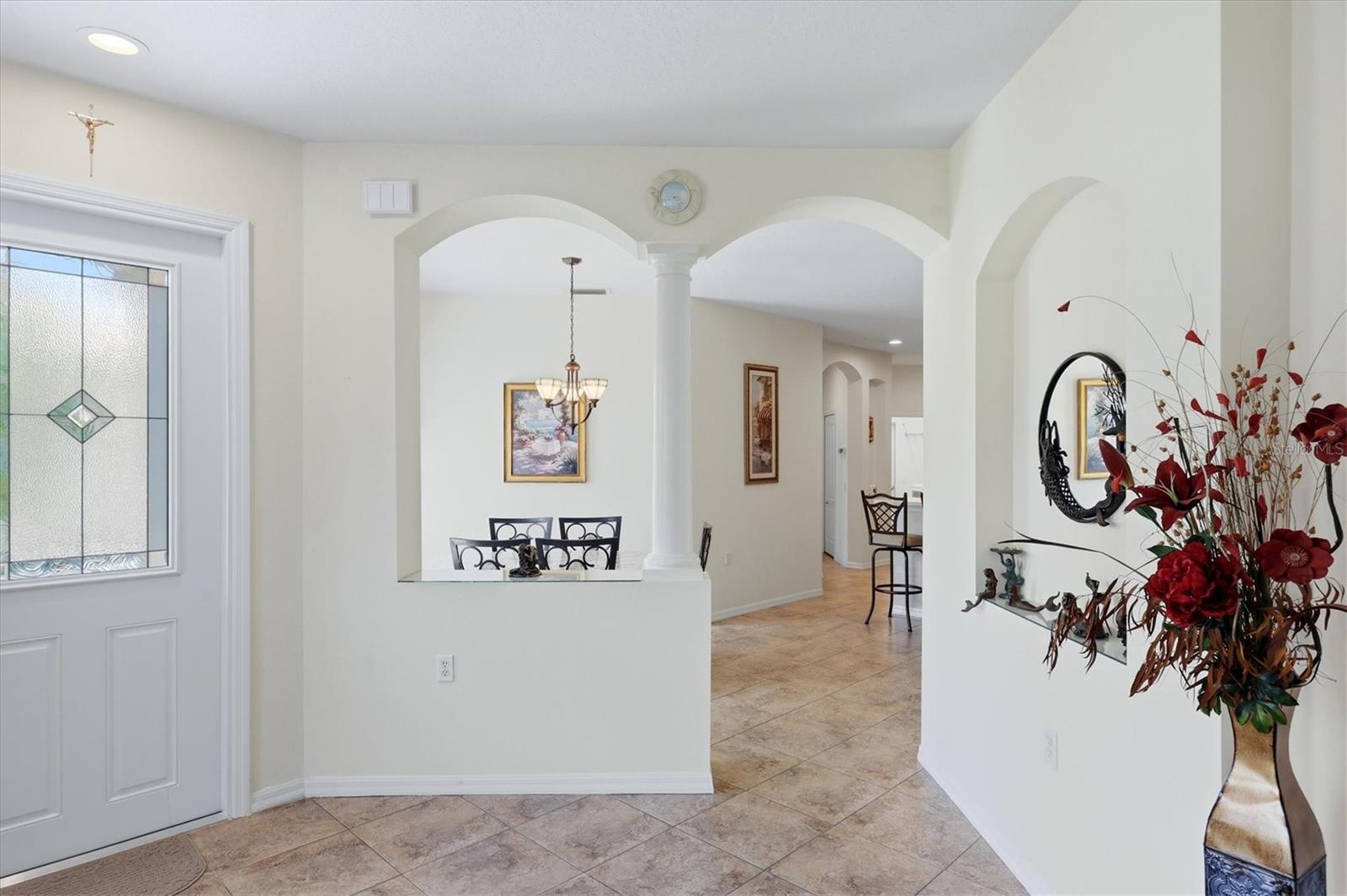 PELICAN POINTE GOLF & COUNTRY CLUB - Residential