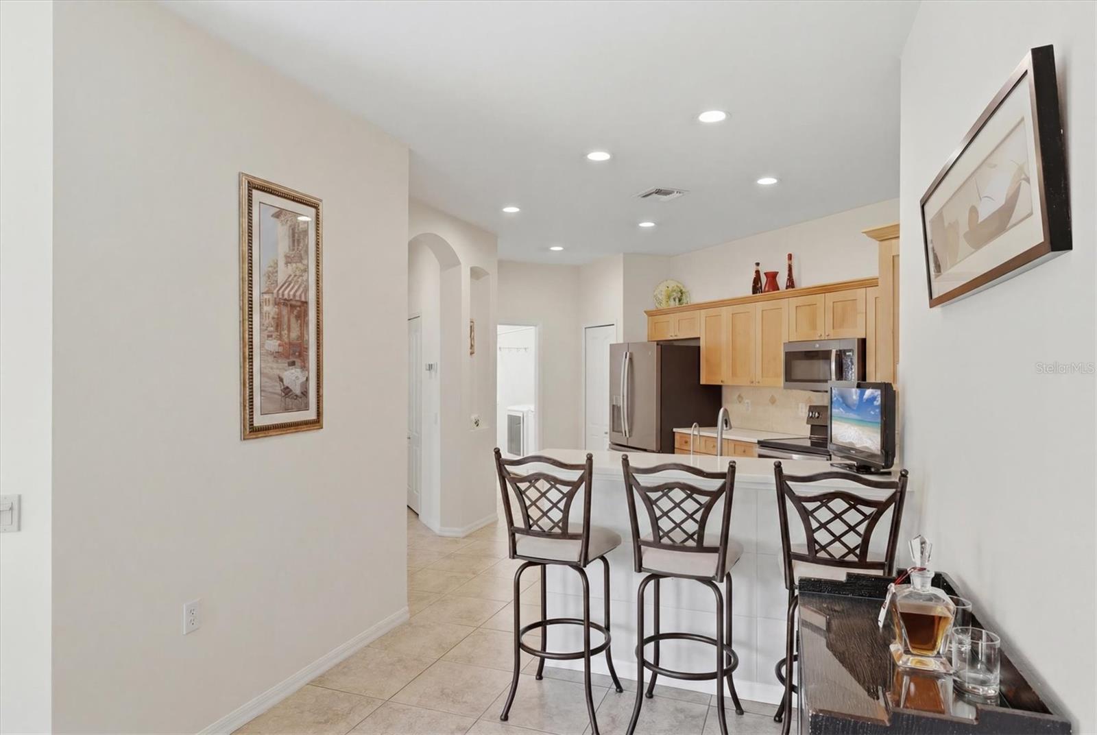 PELICAN POINTE GOLF & COUNTRY CLUB - Residential