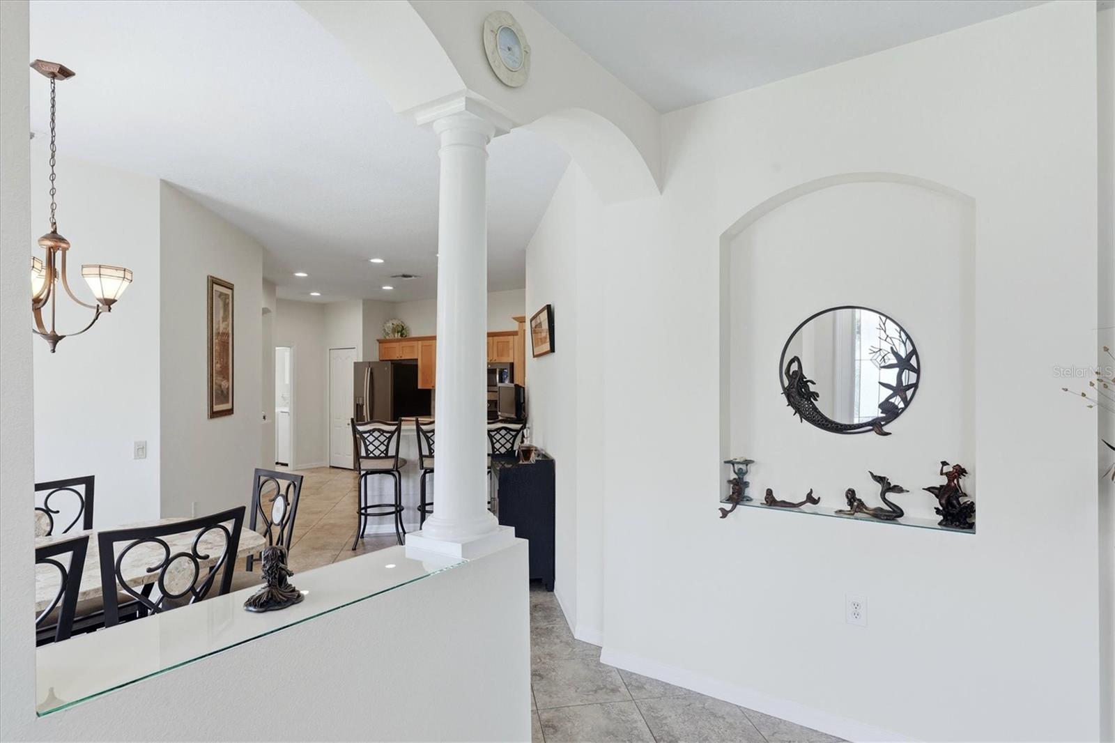 PELICAN POINTE GOLF & COUNTRY CLUB - Residential