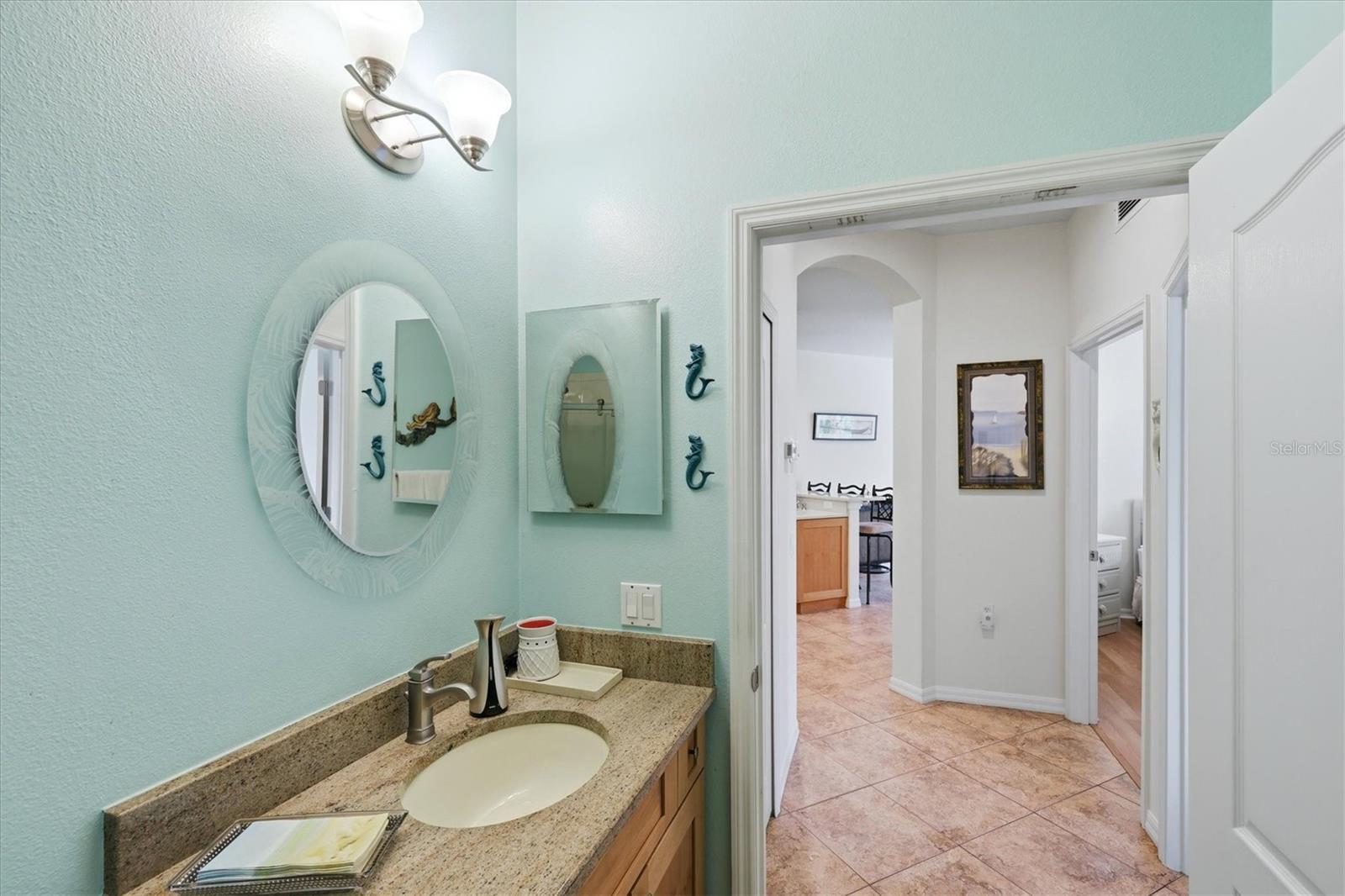 PELICAN POINTE GOLF & COUNTRY CLUB - Residential