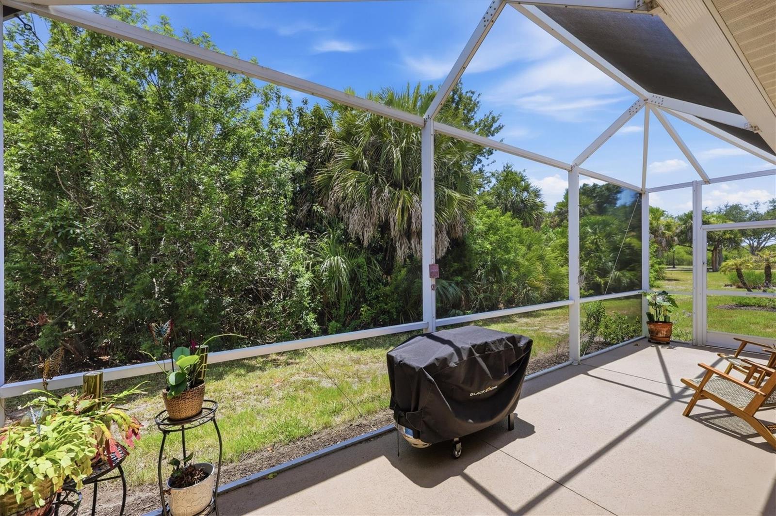 PELICAN POINTE GOLF & COUNTRY CLUB - Residential
