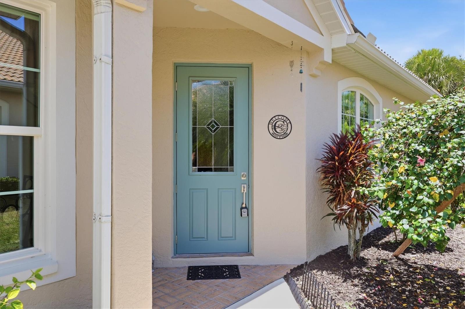 PELICAN POINTE GOLF & COUNTRY CLUB - Residential