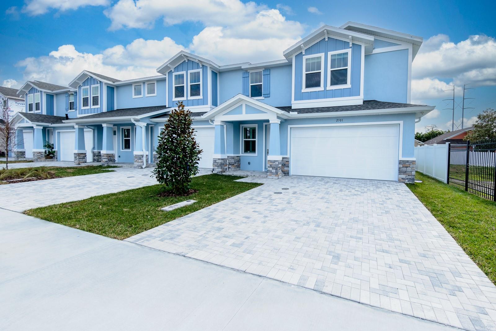 SUMMERSET VILLAS - Residential