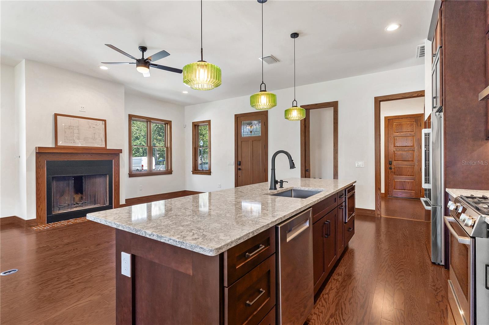 PALMORA PARK - Residential