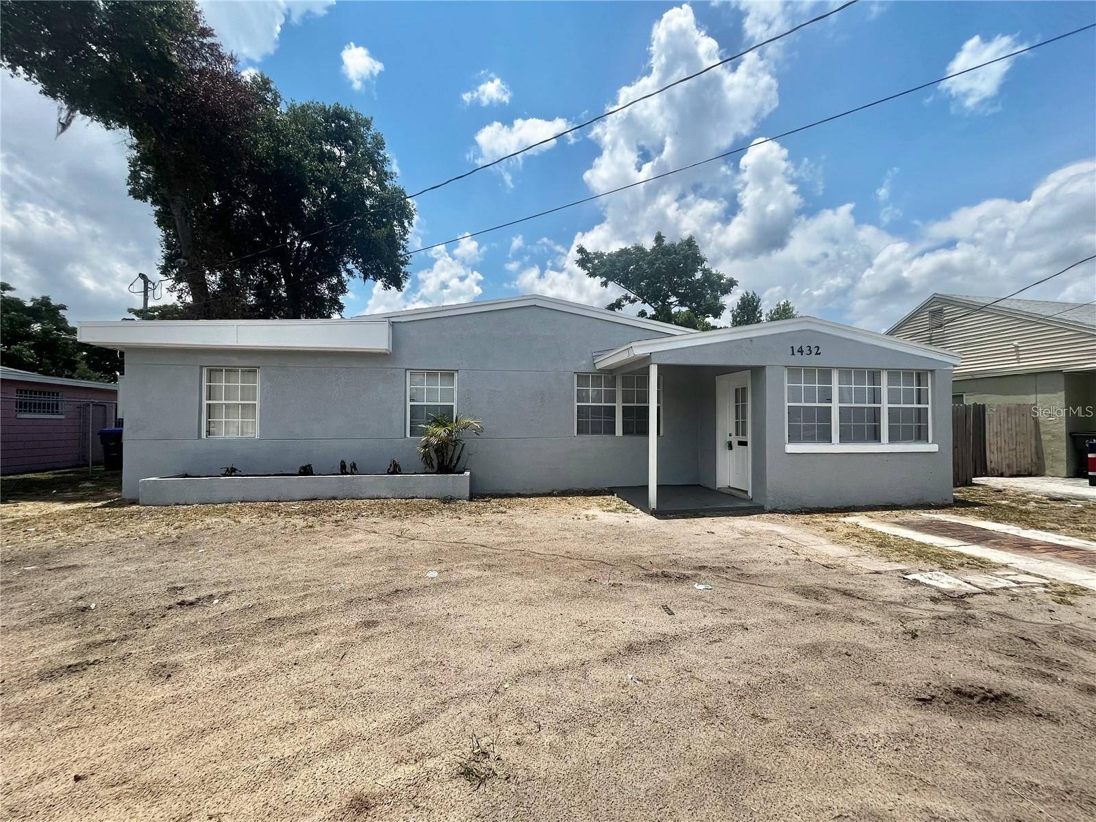 Spacious home with a BONUS ROOM in a prime location with endless possibilities! Tile flooring throughout the entire home with Stainless Steel appliances, Easy access to major highways, shopping and dining. This home is an amazing opportunity to call home or your income producing property. Call today to Schedule your showing!