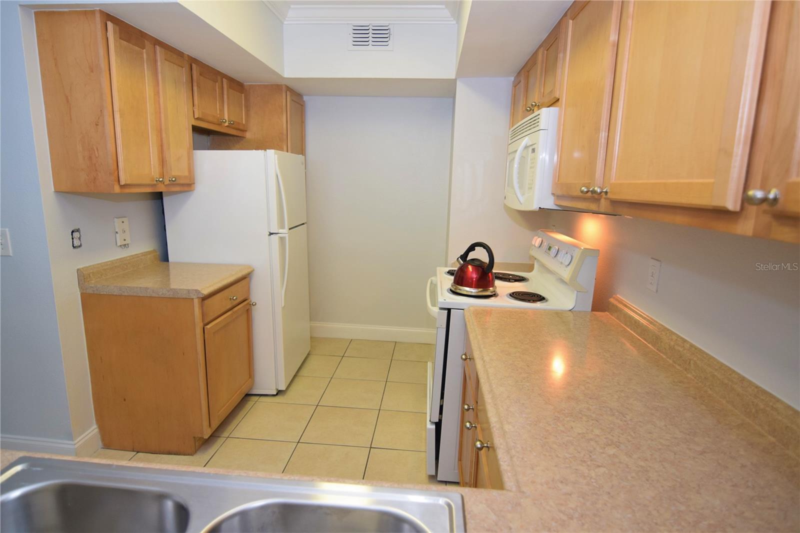 VILLAGIO - Residential Lease