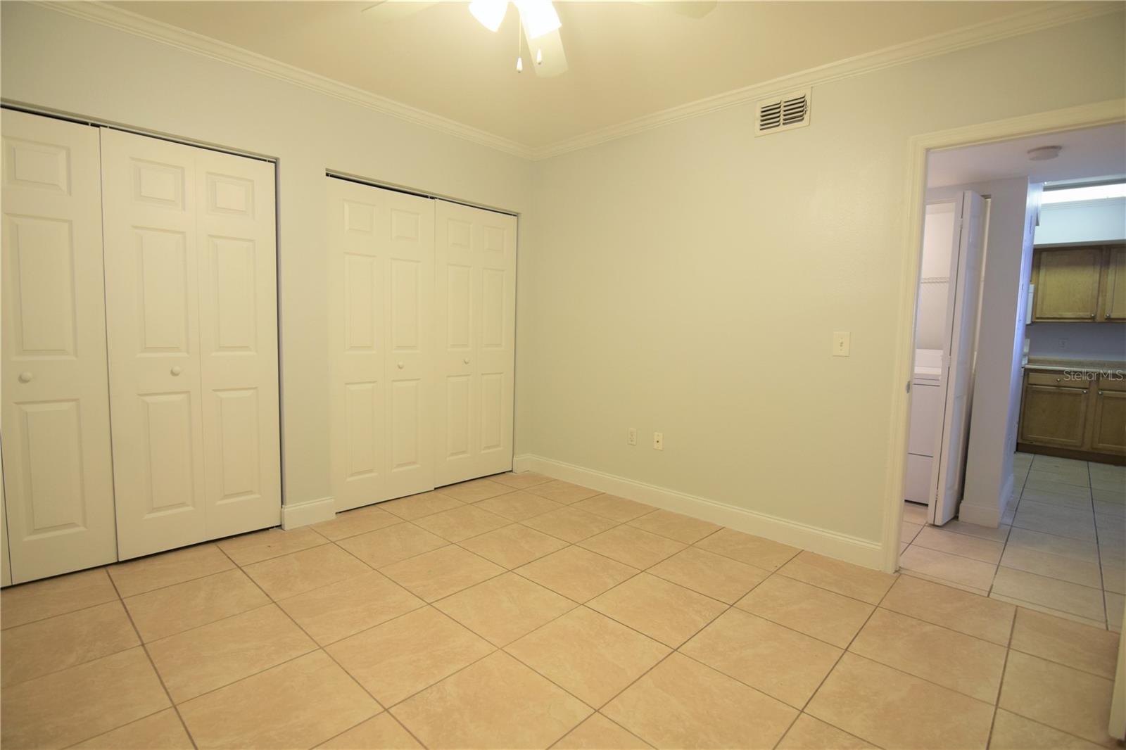 VILLAGIO - Residential Lease