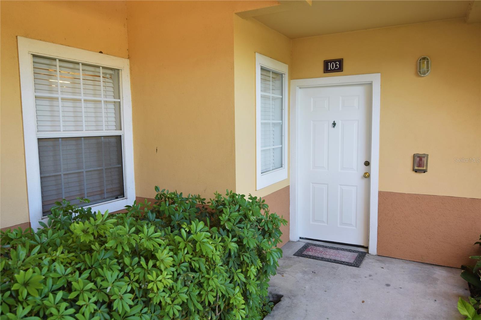 VILLAGIO - Residential Lease