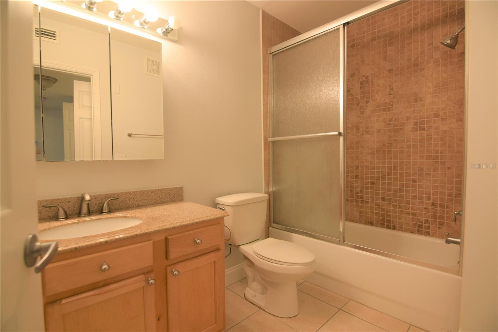 VILLAGIO - Residential Lease