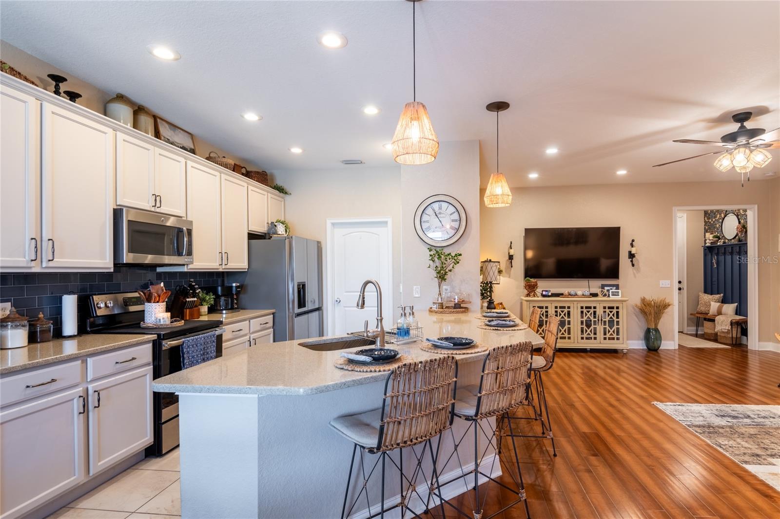 FAIRWAY OAKS FIRST ADD - Residential