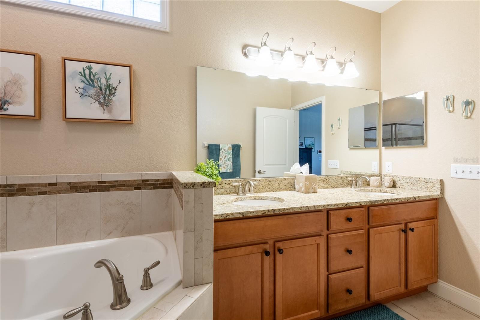 FAIRWAY OAKS FIRST ADD - Residential