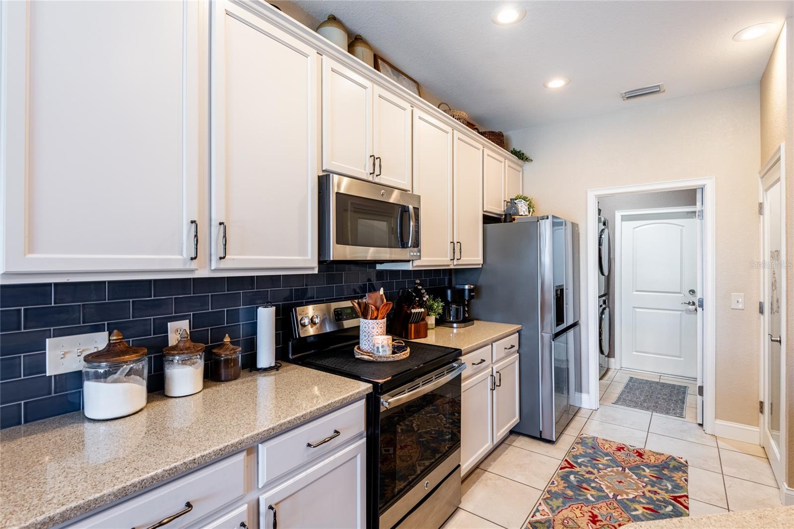 FAIRWAY OAKS FIRST ADD - Residential
