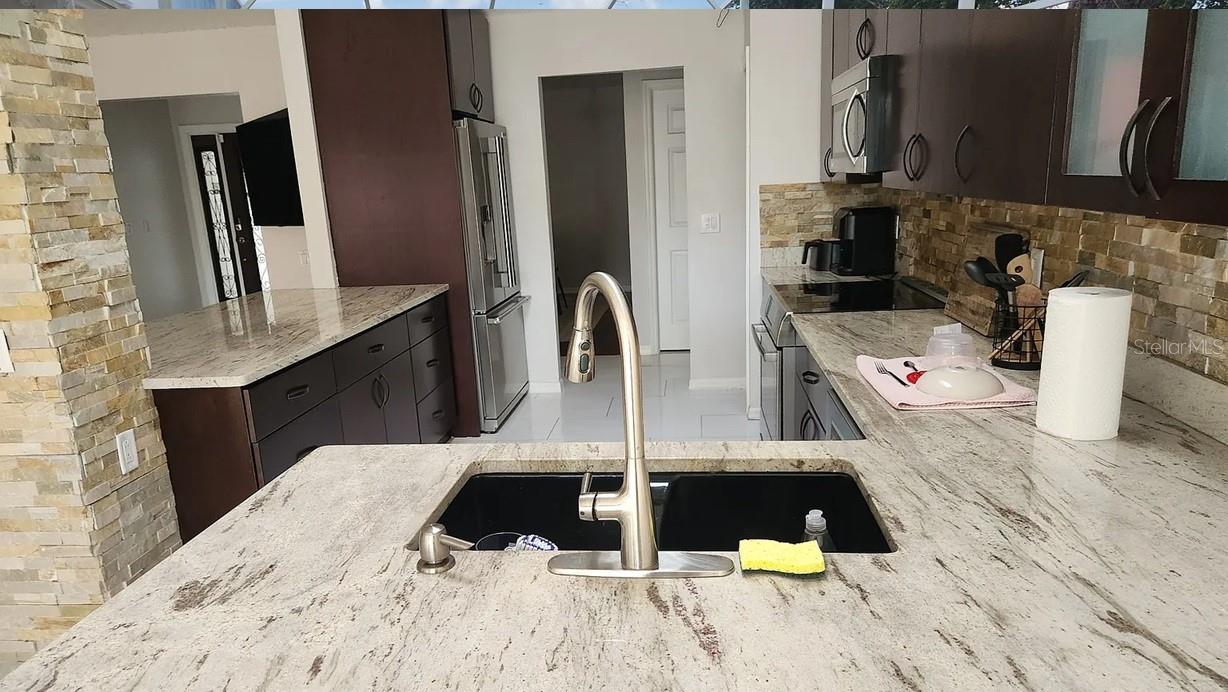 INWOOD LANDING - Residential Lease
