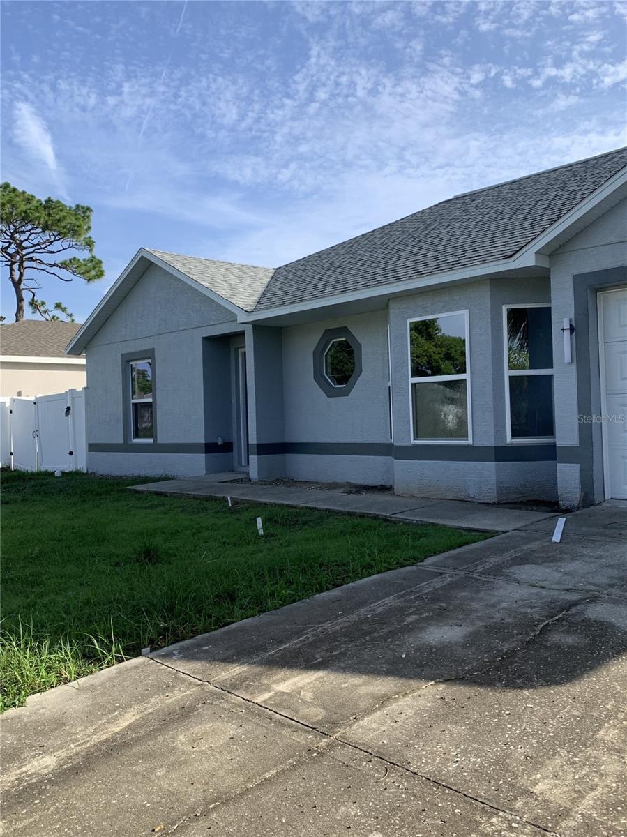 SPRING HILL UNIT 16 BLK 1008 LOT 2 - Residential