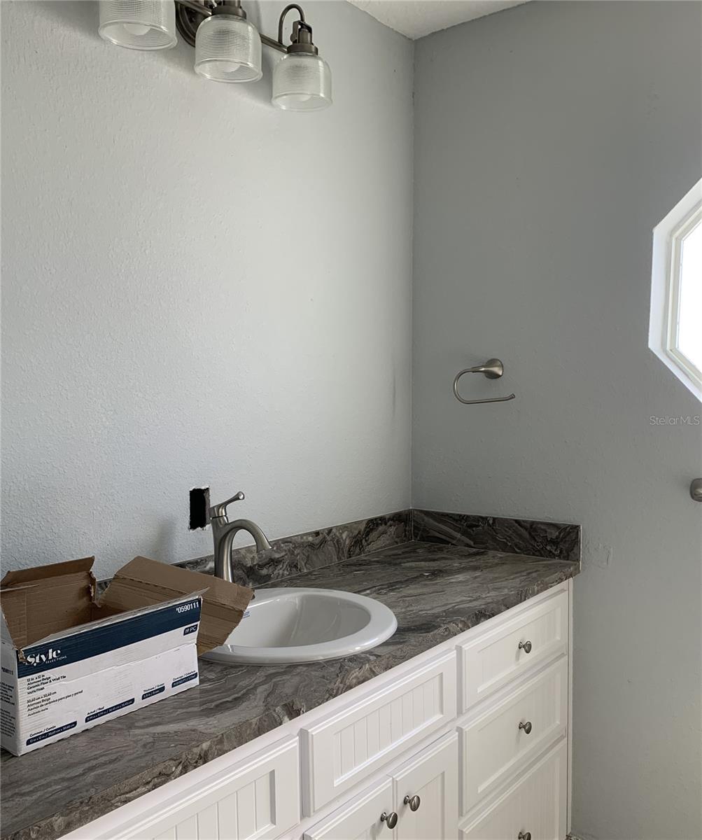 SPRING HILL UNIT 16 BLK 1008 LOT 2 - Residential