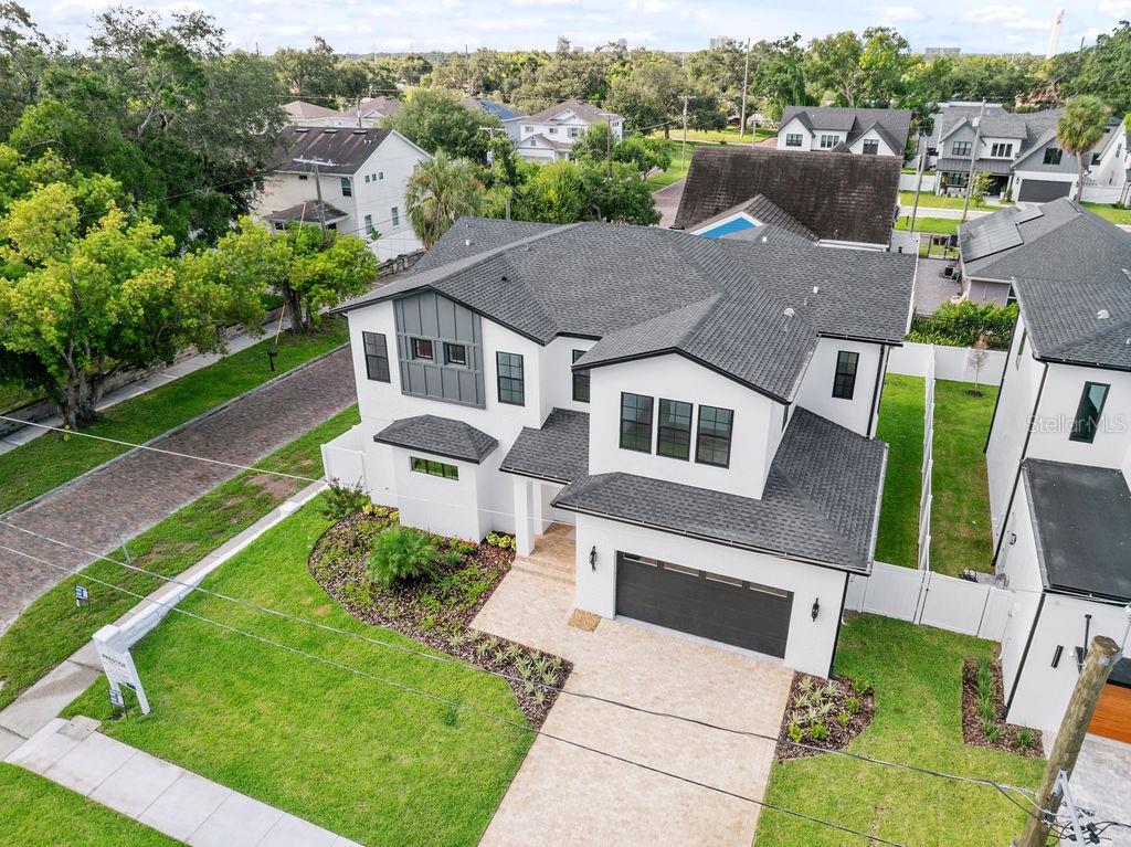 MAC FARLANE PARK - Residential Lease