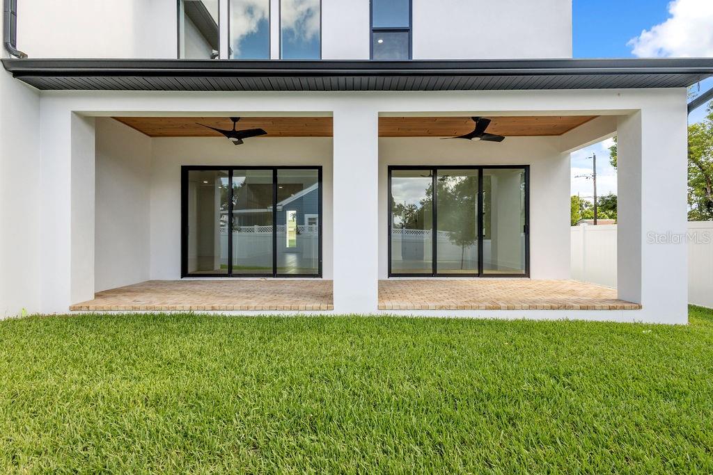 MAC FARLANE PARK - Residential Lease