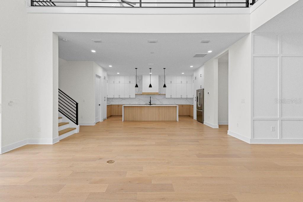 MAC FARLANE PARK - Residential Lease