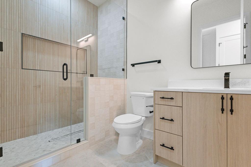 MAC FARLANE PARK - Residential Lease