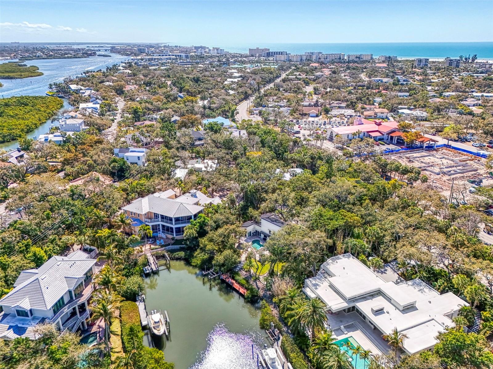 HIDDEN HARBOR - Residential