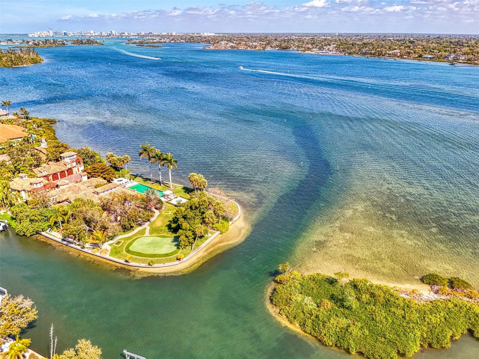 HIDDEN HARBOR - Residential